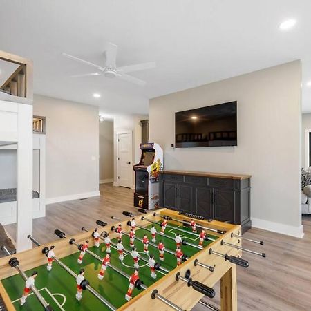 New Home, Dock, Kayaks, Game Room, Water Views Winchester 외부 사진