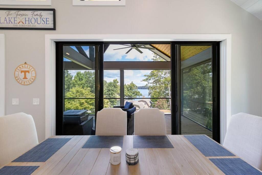 New Home, Dock, Kayaks, Game Room, Water Views Winchester 외부 사진