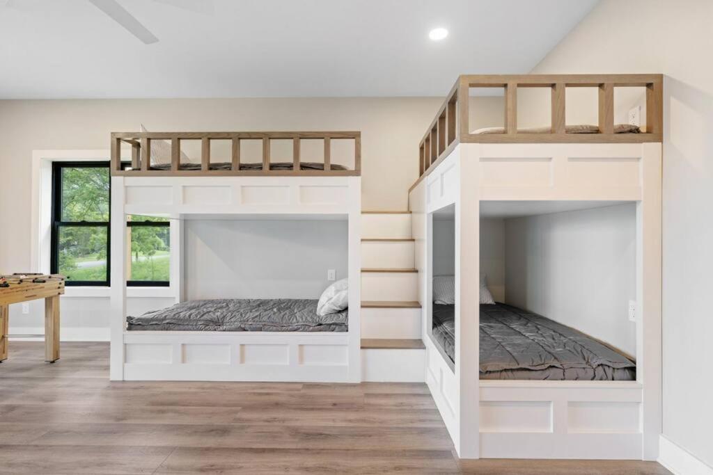 New Home, Dock, Kayaks, Game Room, Water Views Winchester 외부 사진